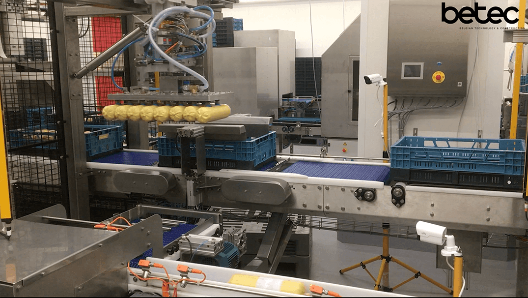 Integrated Solution for Palletizing, Transport, and H-Bots