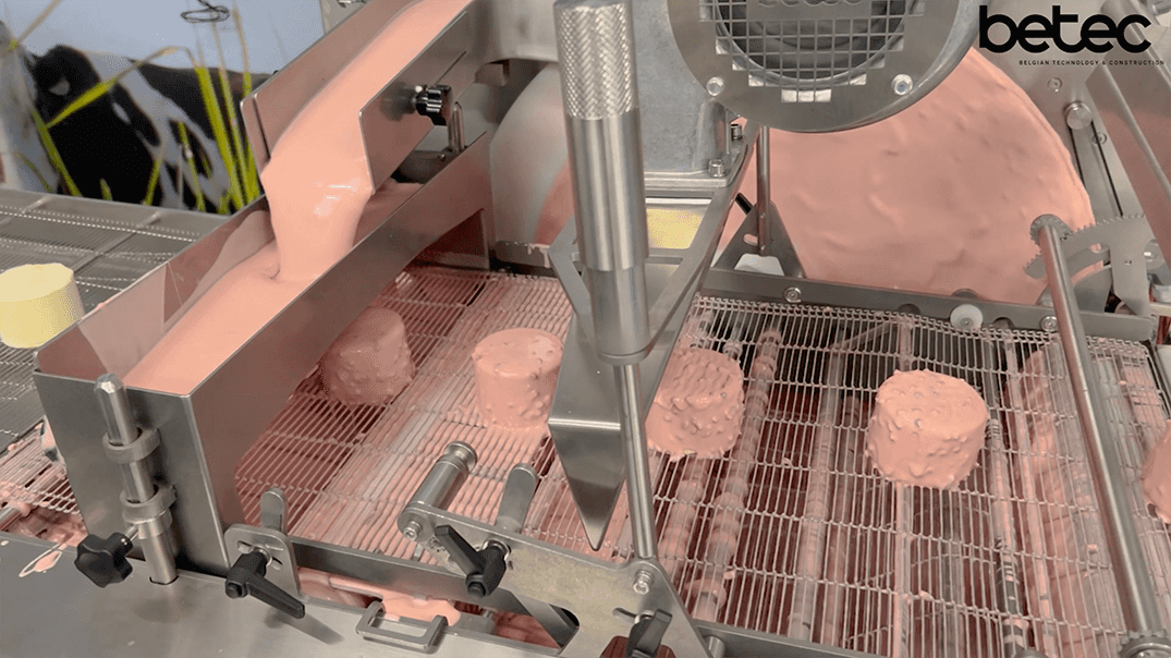 Tempering and moulding/enrobing machine